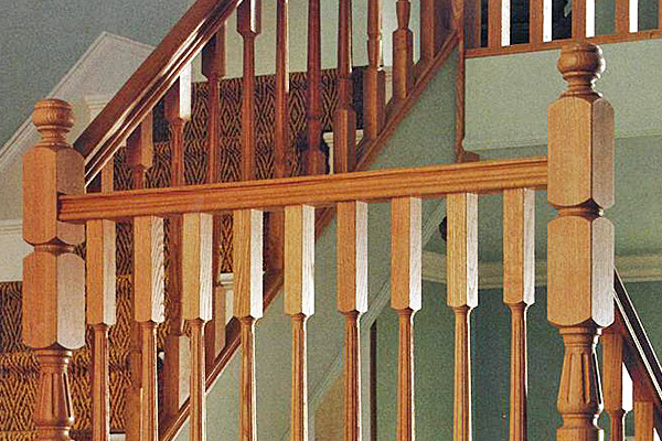 Classic post to post handrail